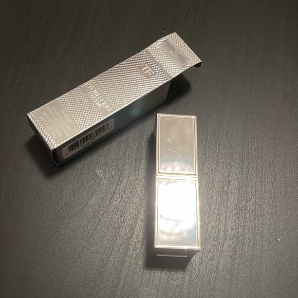 Tom Ford Extreme Lip Spark - Bolt (01) - Picture 6 of 7